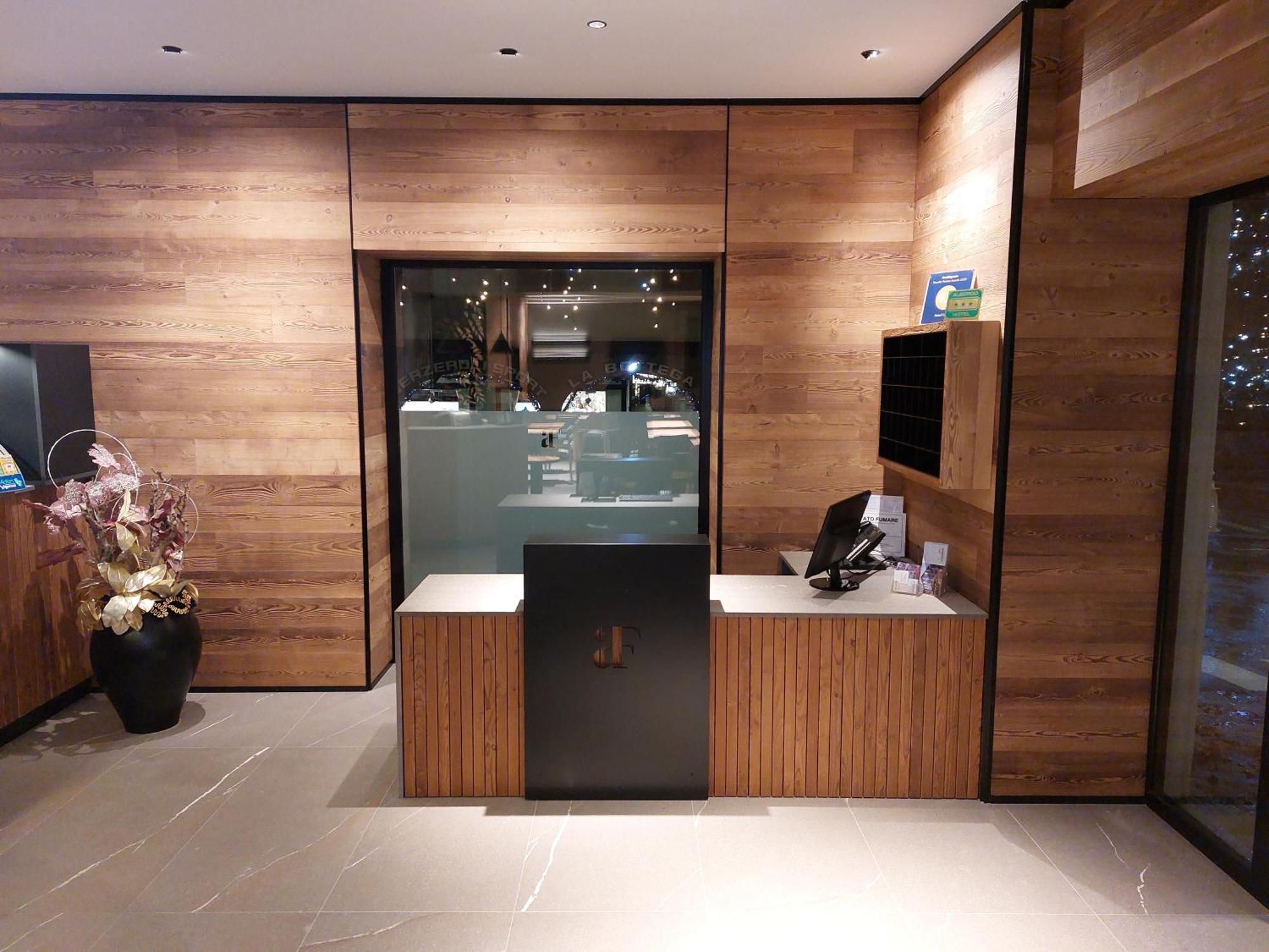 Hotel Ferrari Castione della Presolana Exterior photo