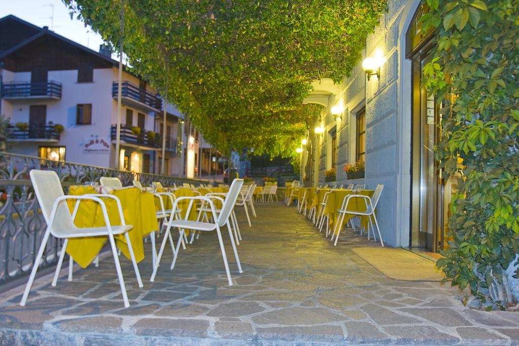 Hotel Ferrari Castione della Presolana Exterior photo